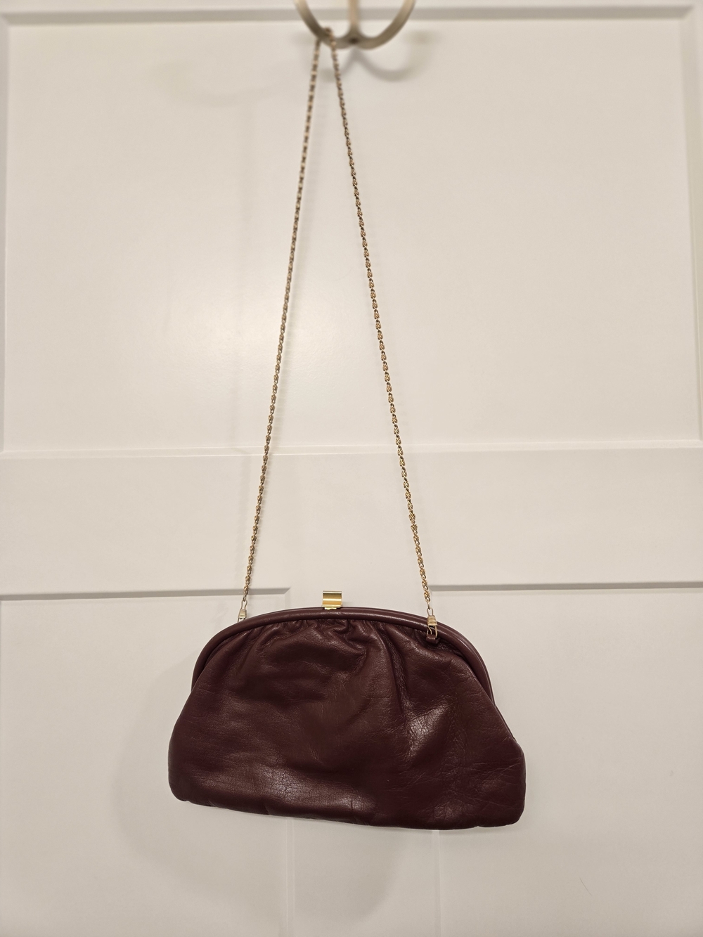 Leather Chain-Handle Shoulder Bag in Plum